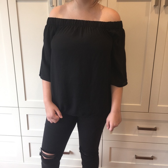 Tops - Off Shoulder Blouse